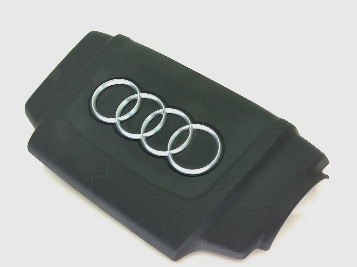 Moottorin suojakansi Audi A6 C7