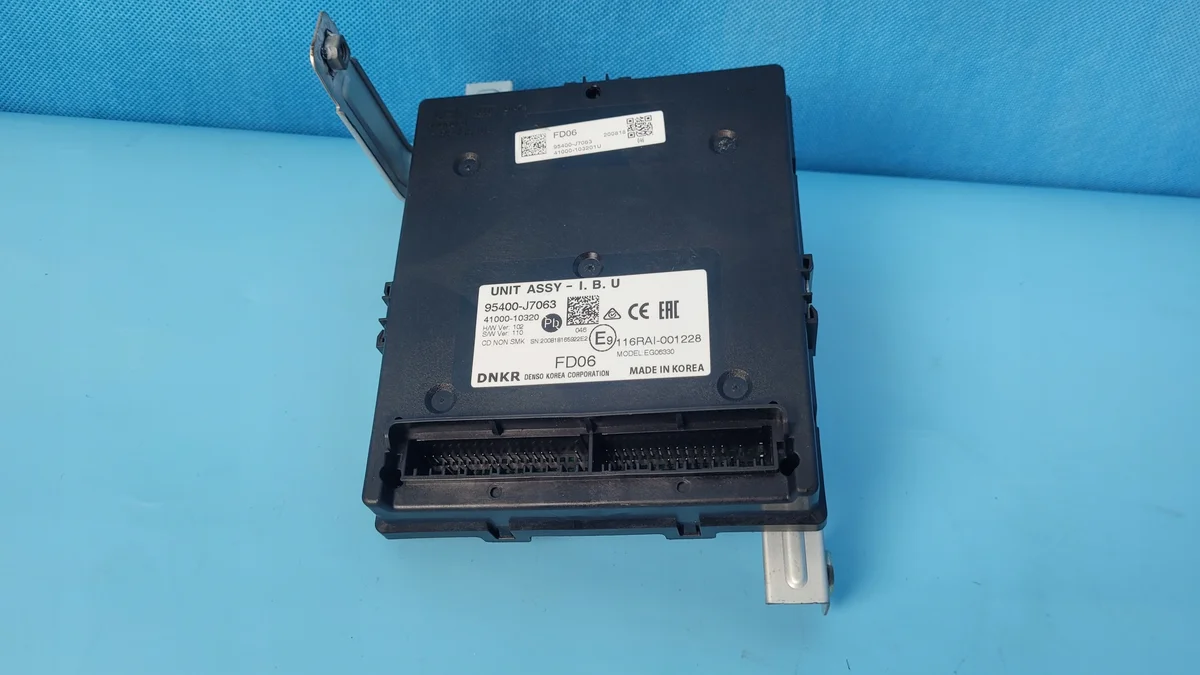 Module confort Kia Ceed 3 III 95400-J7063