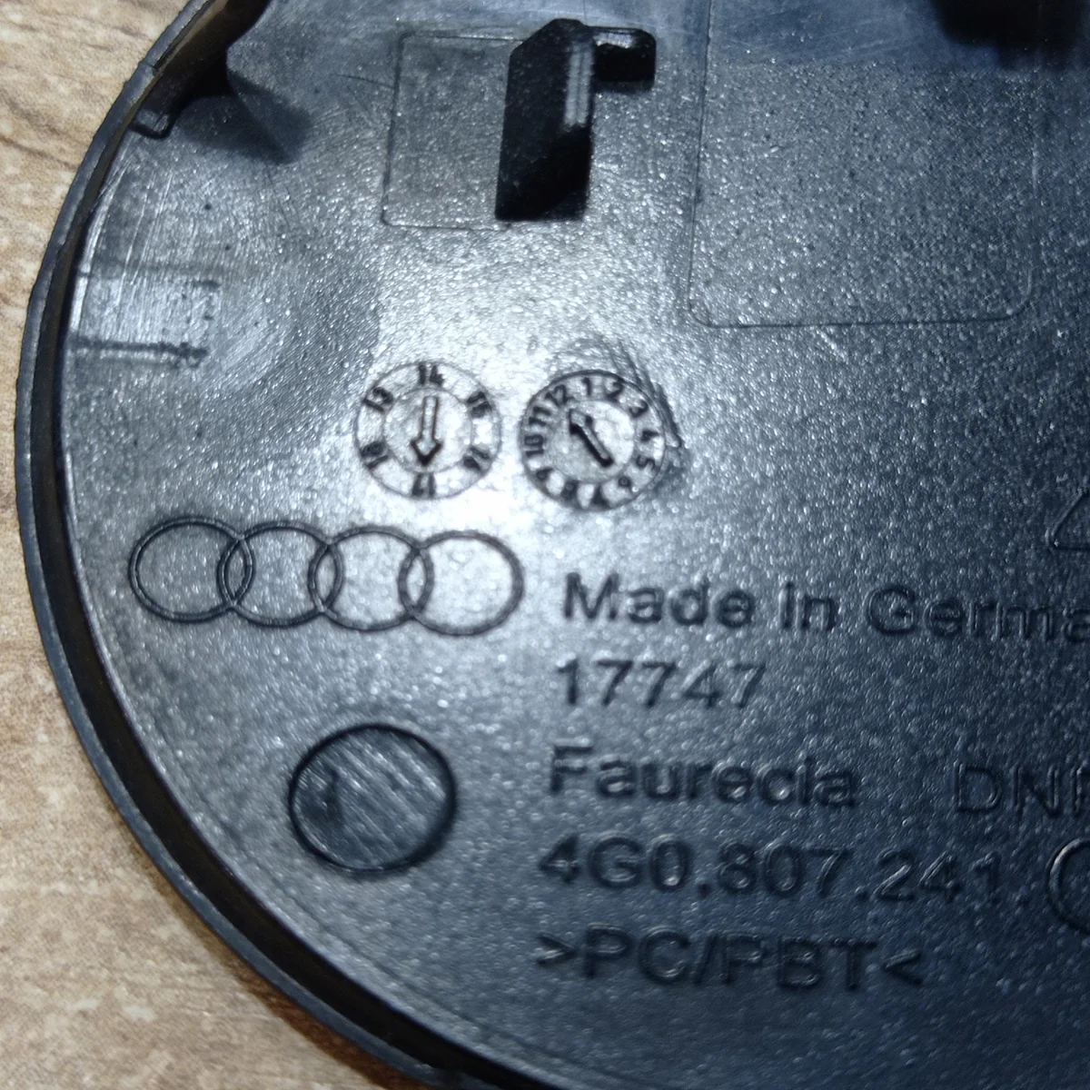Audi A6 C7 S-Line Tampa Gancho 4G0807241G image 5