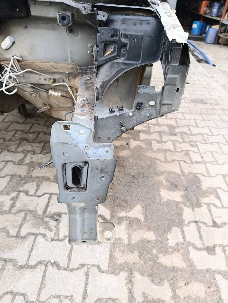 Renault Captur I LIFT Podluznica vänster fram image 3