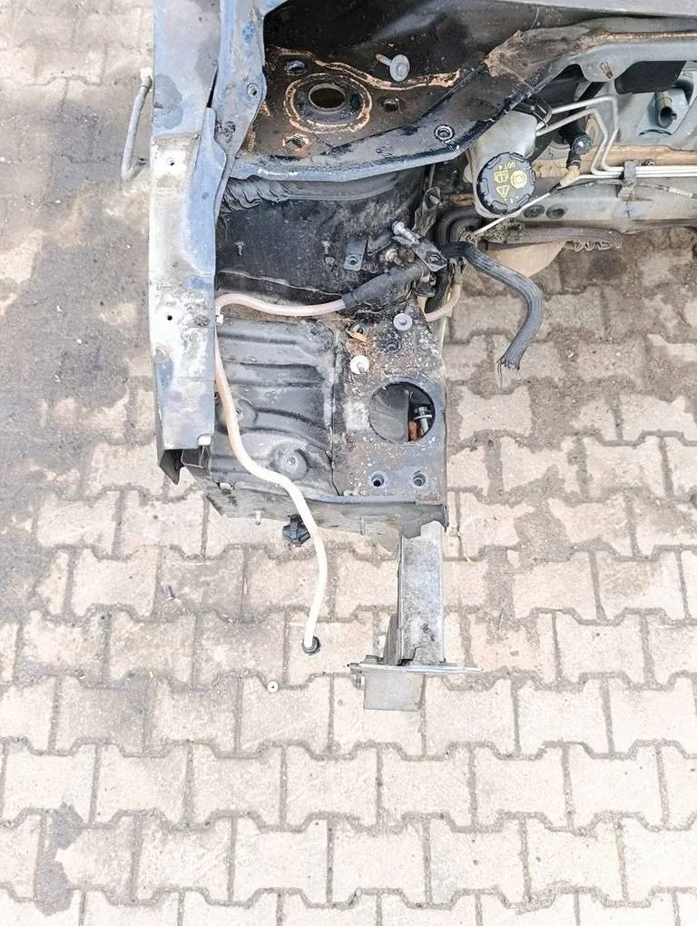 Renault Captur I Podluznica höger fram