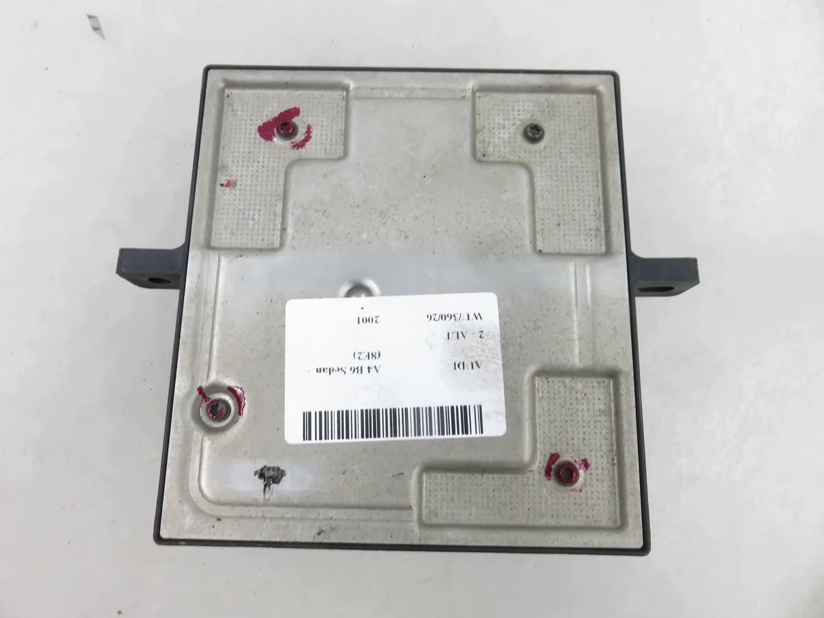 Audi A4 B6 8E0907279 - Controlador Luzes image 7