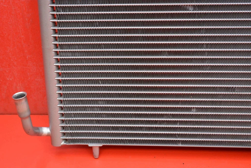 Condensor Airco Peugeot 206 CC 2.0 16V image 5