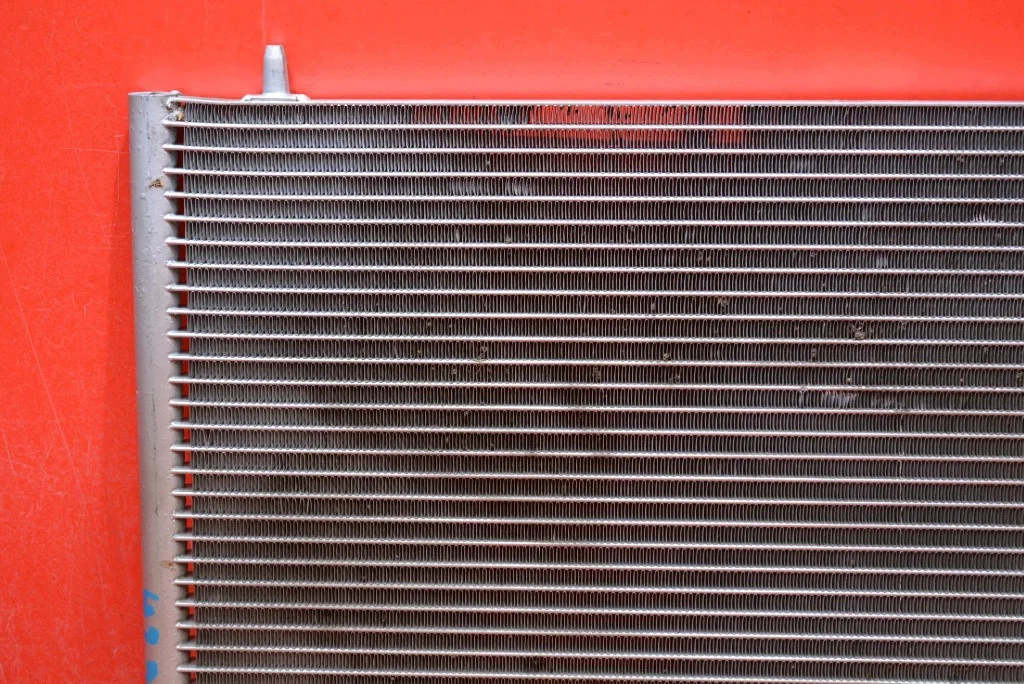 Condensor Airco Peugeot 206 CC 2.0 16V image 7