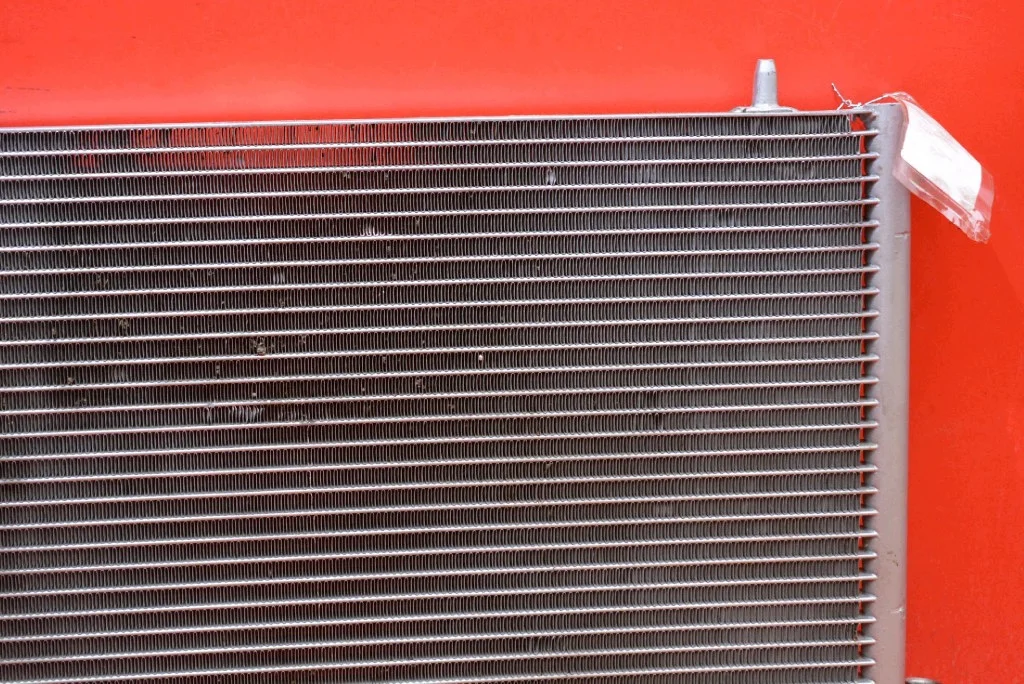 Condensor Airco Peugeot 206 CC 2.0 16V image 8