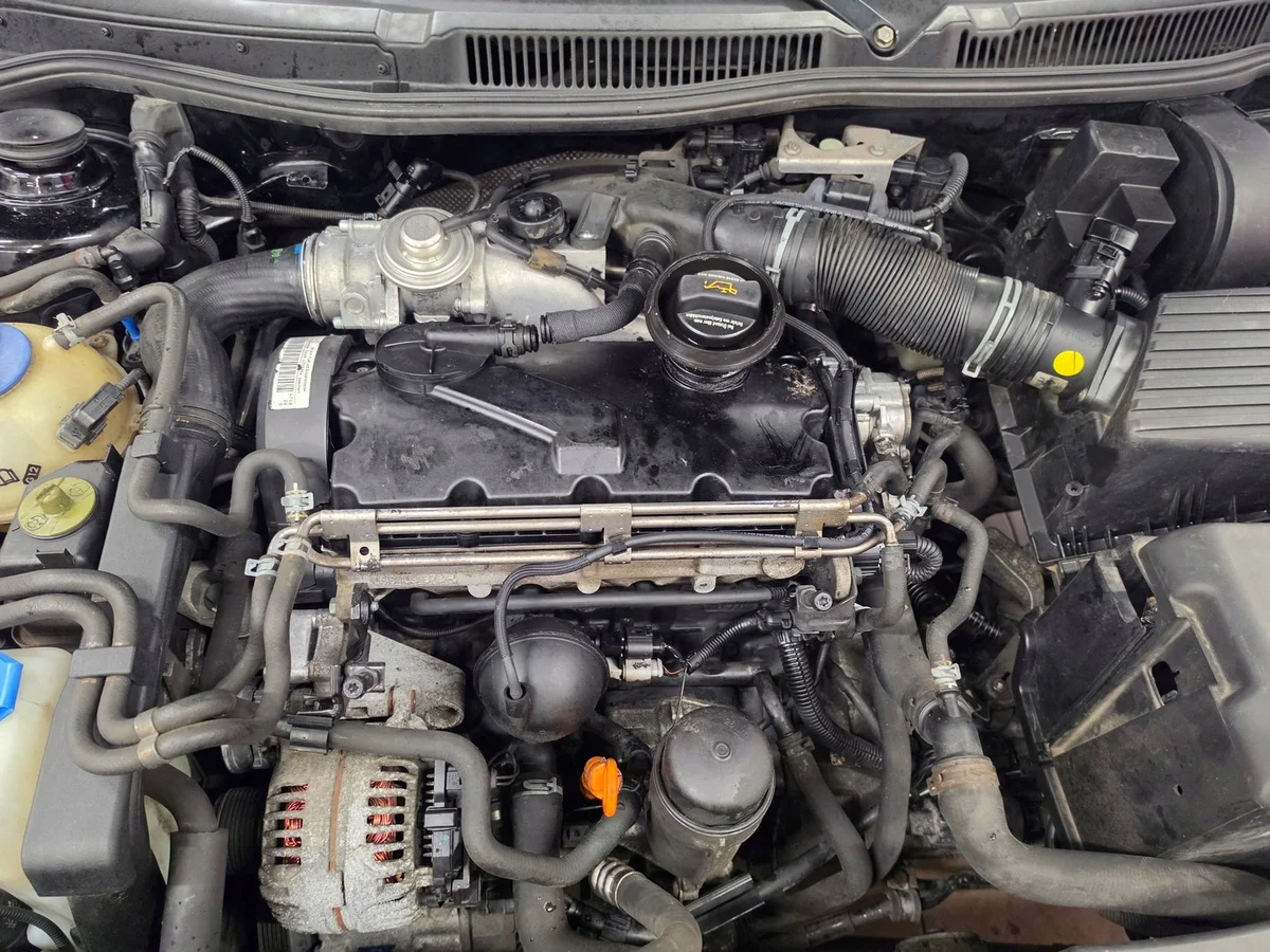 Kraftstofffiltergehäuse mit Leitungen 1.9 TDI image 7