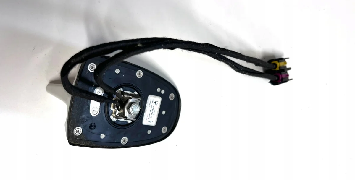Antenna GPS Maserati Ghibli 670076132 image 5