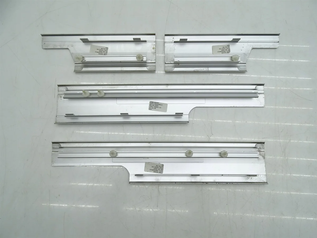 Range Rover Sport L322 III - Moldura Usada image 5