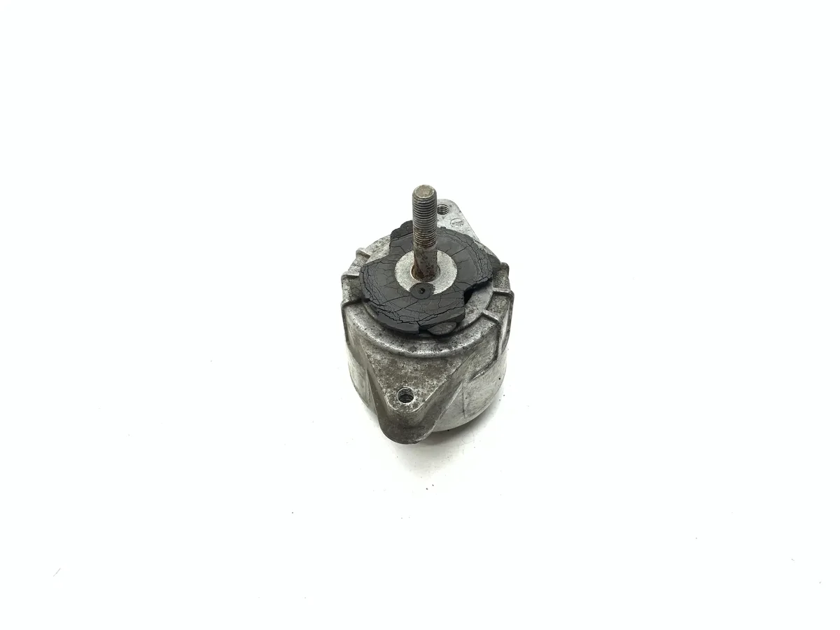 Porsche Panamera Engine Mount - Used image 4