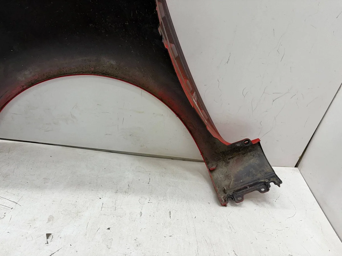Renault Clio III Kotflügel Rechts Vorne Gebraucht image 7