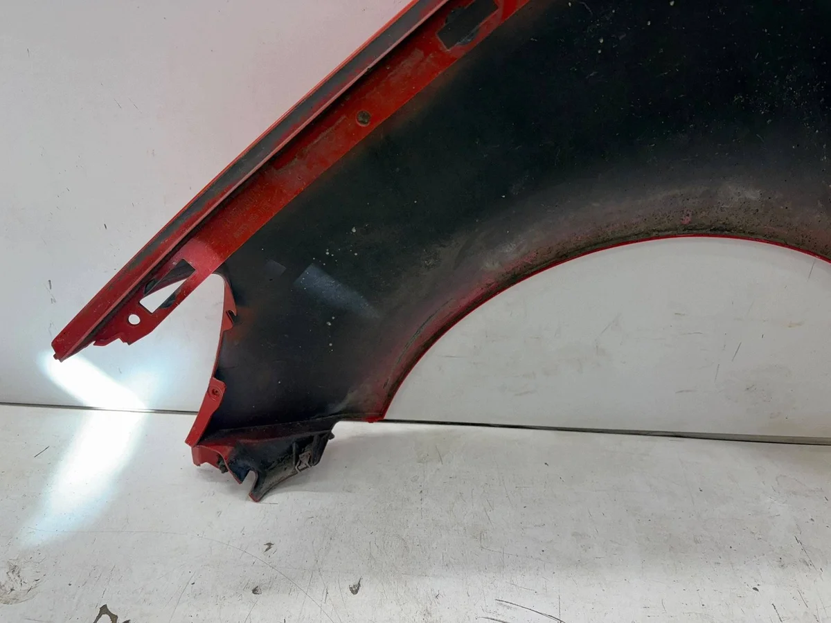 Renault Clio III Kotflügel Rechts Vorne Gebraucht image 8