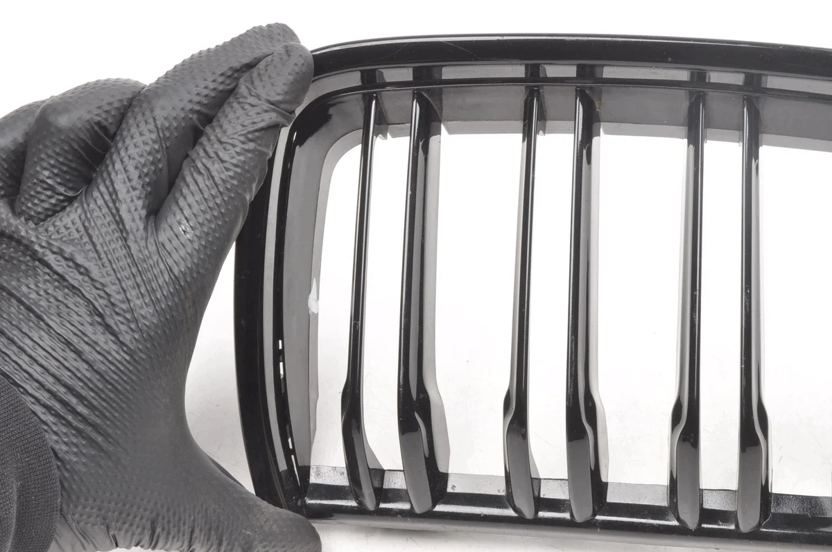 Grille BMW E90 E91 Attrape OEM 444632 image 3