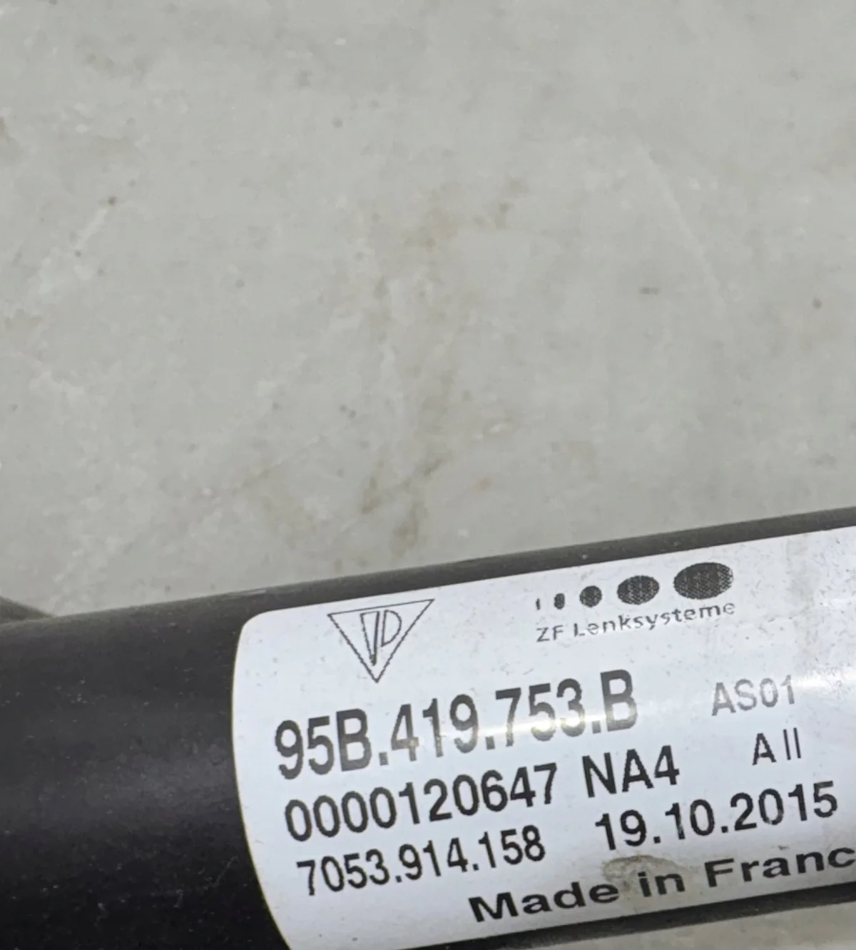 Porsche Macan Steering Column Shaft 95B419753B image 4