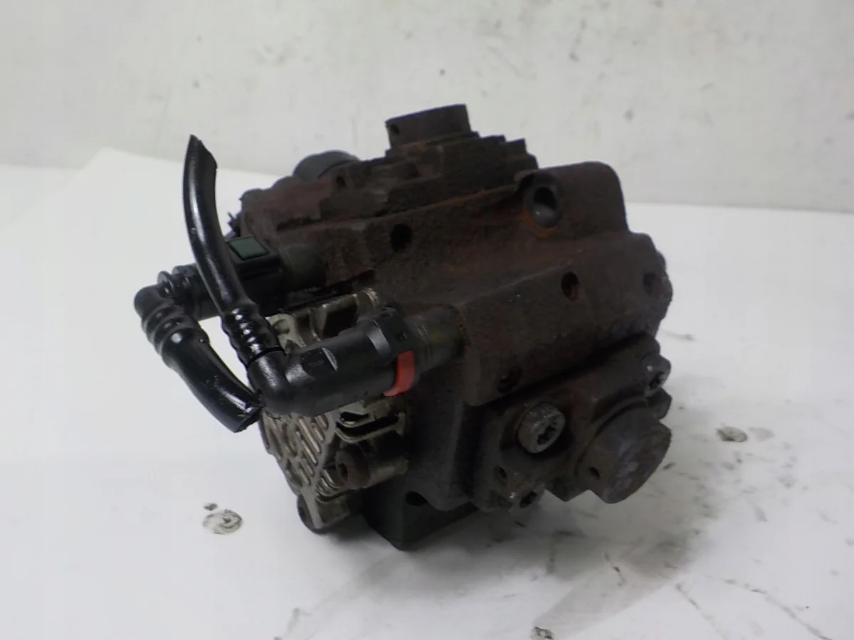 Pompa wtryskowa Renault OE 0445010196 image 3