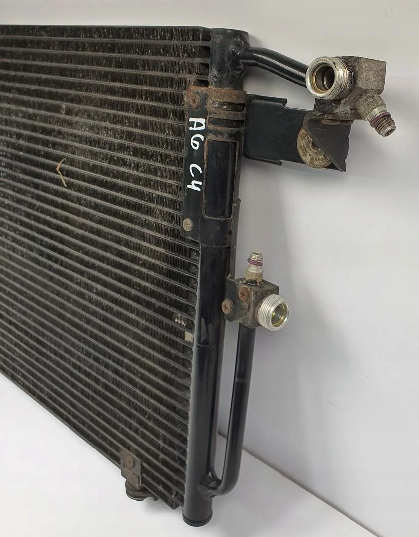 Audi 100 C4 Radiatore Climatizzatore 4A0260401A image 4