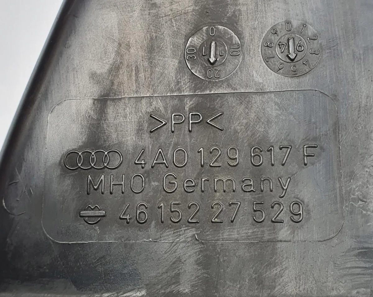 Tubo de aire Audi A6 Avant 4A0129617F image 4