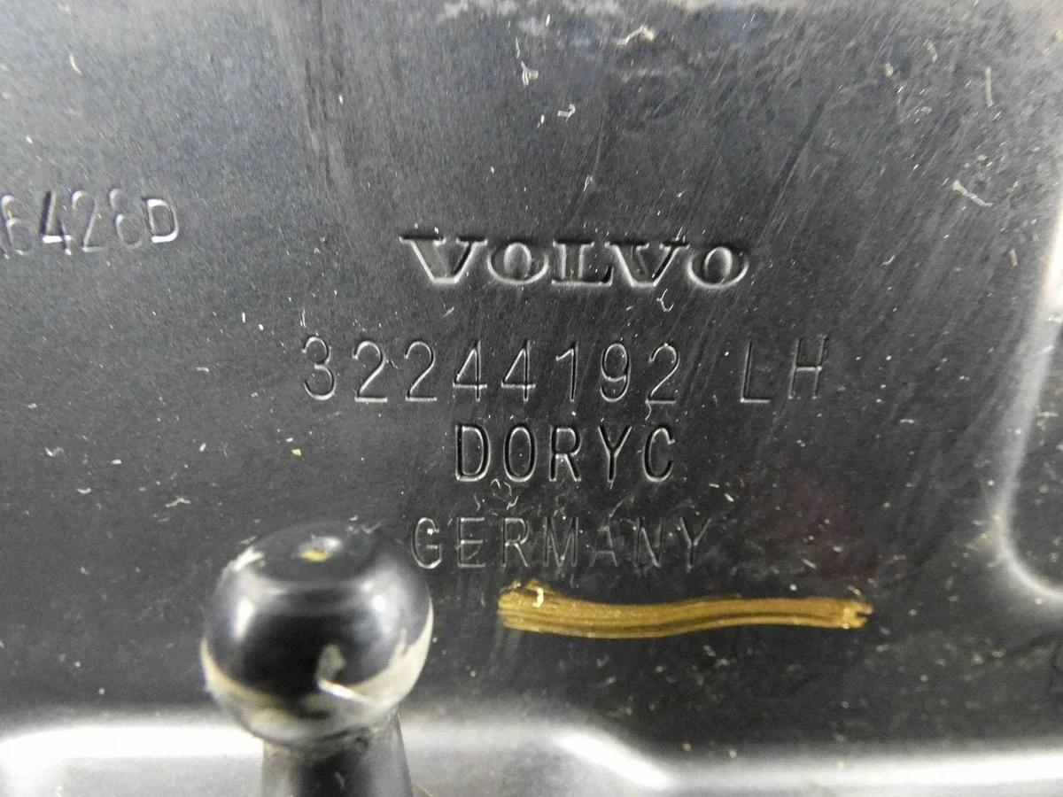 Volvo V60 II S60 III Scharnier Haube Links image 3