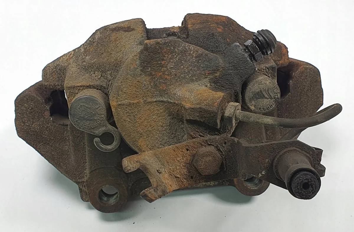 Bremssattel vorne rechts Audi A6 C4 V6 image 3