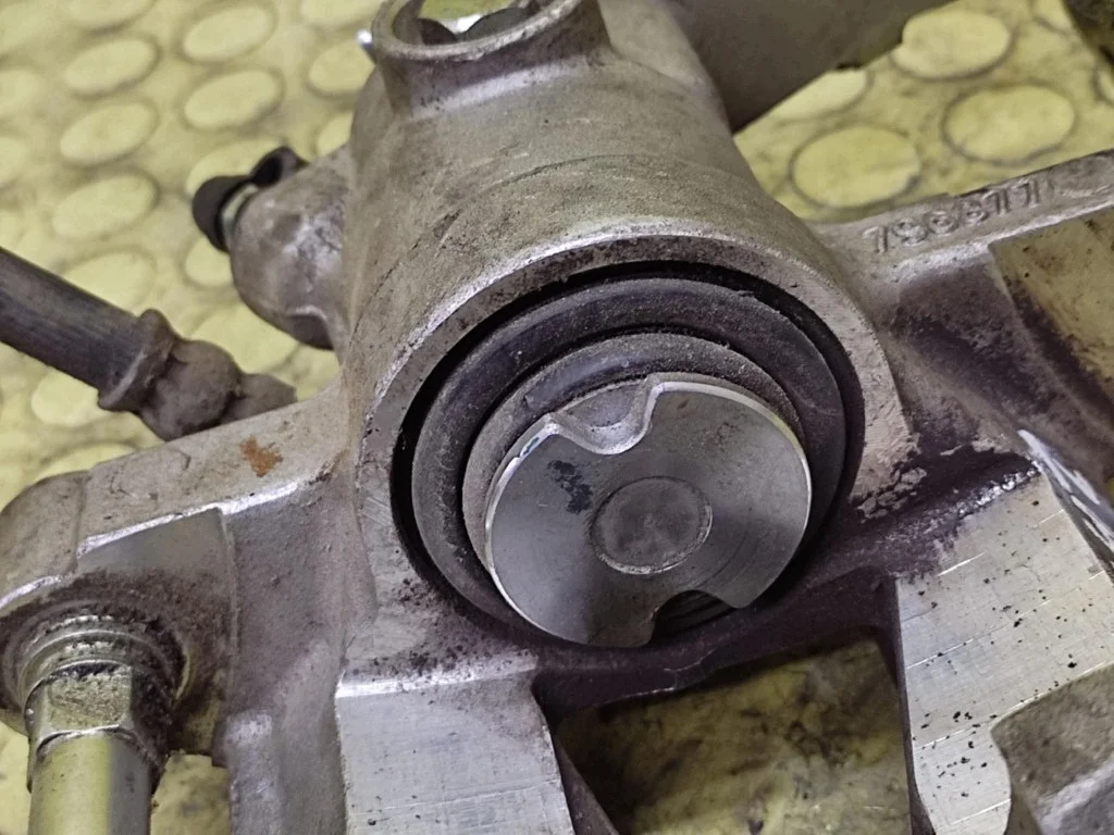 Bremssattel Rechts Hinten Opel Zafira A image 5