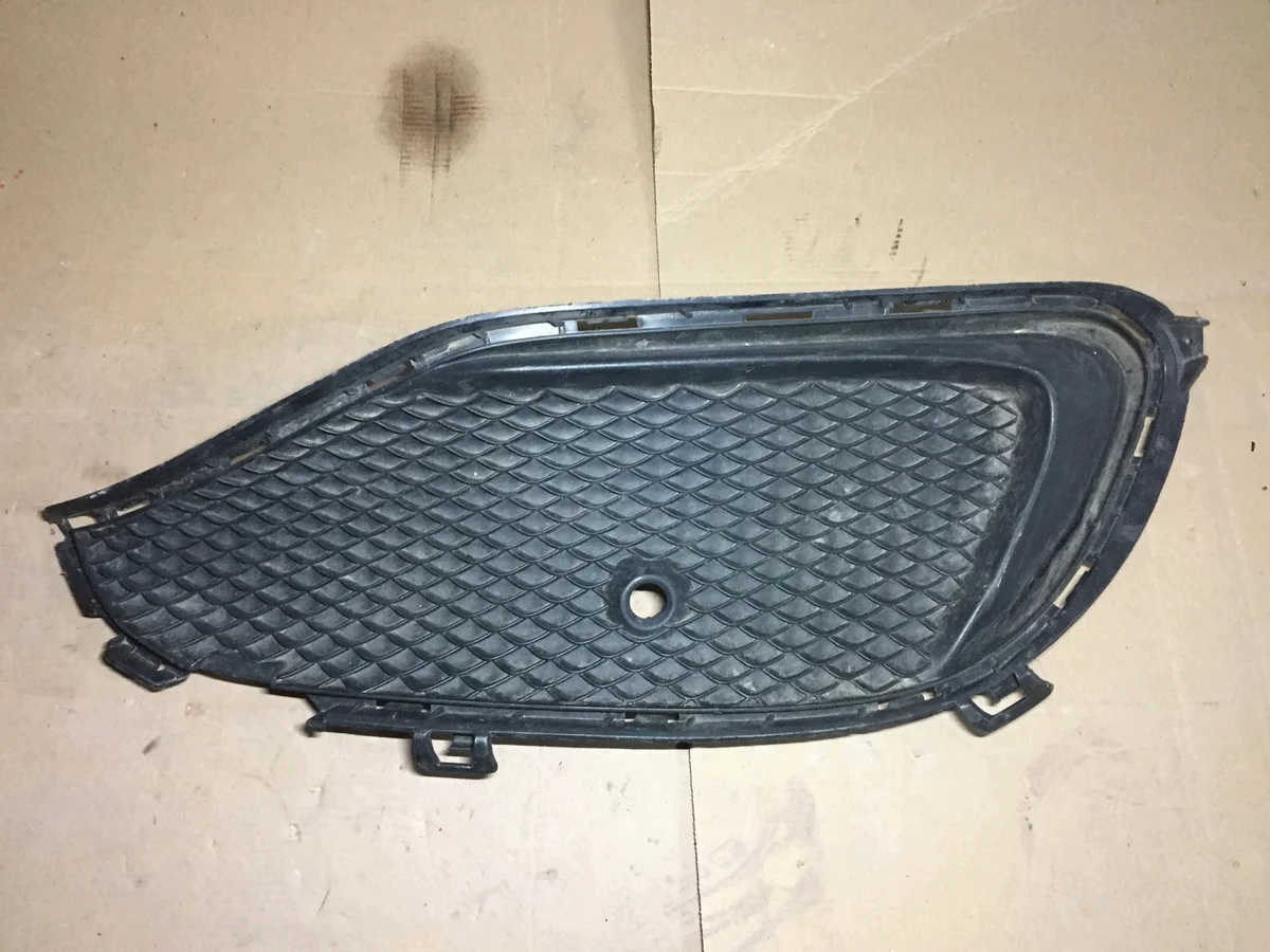 Grelha Para-choques Mercedes Classe A W176