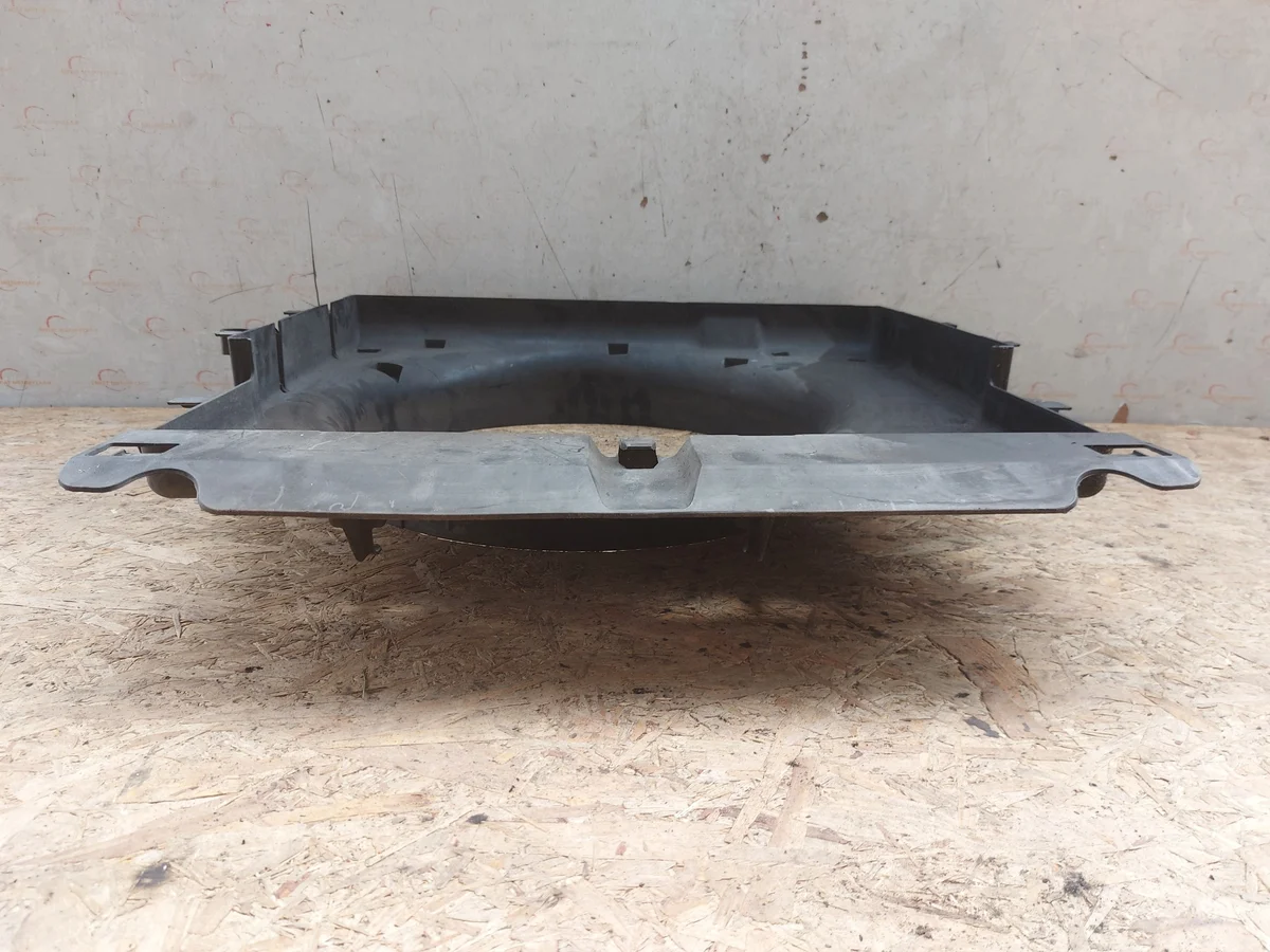 VW Crafter I Gehäuse Lüfterkühler 9065050655 image 5
