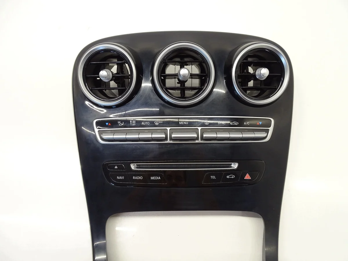 Console Mercedes W205 Tunnel Panel image 3