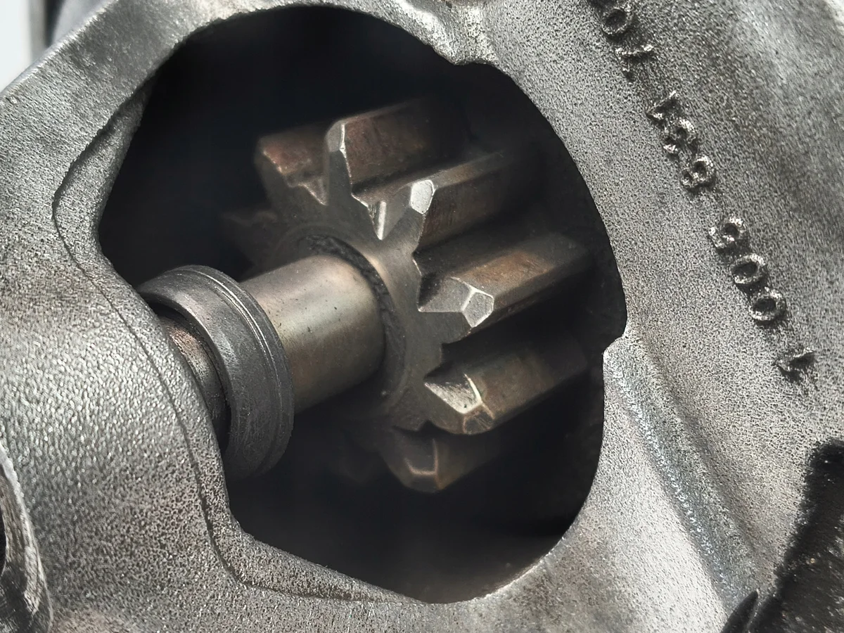Motor de Arranque Suzuki SX4 2.0 DDiS Bosch image 6