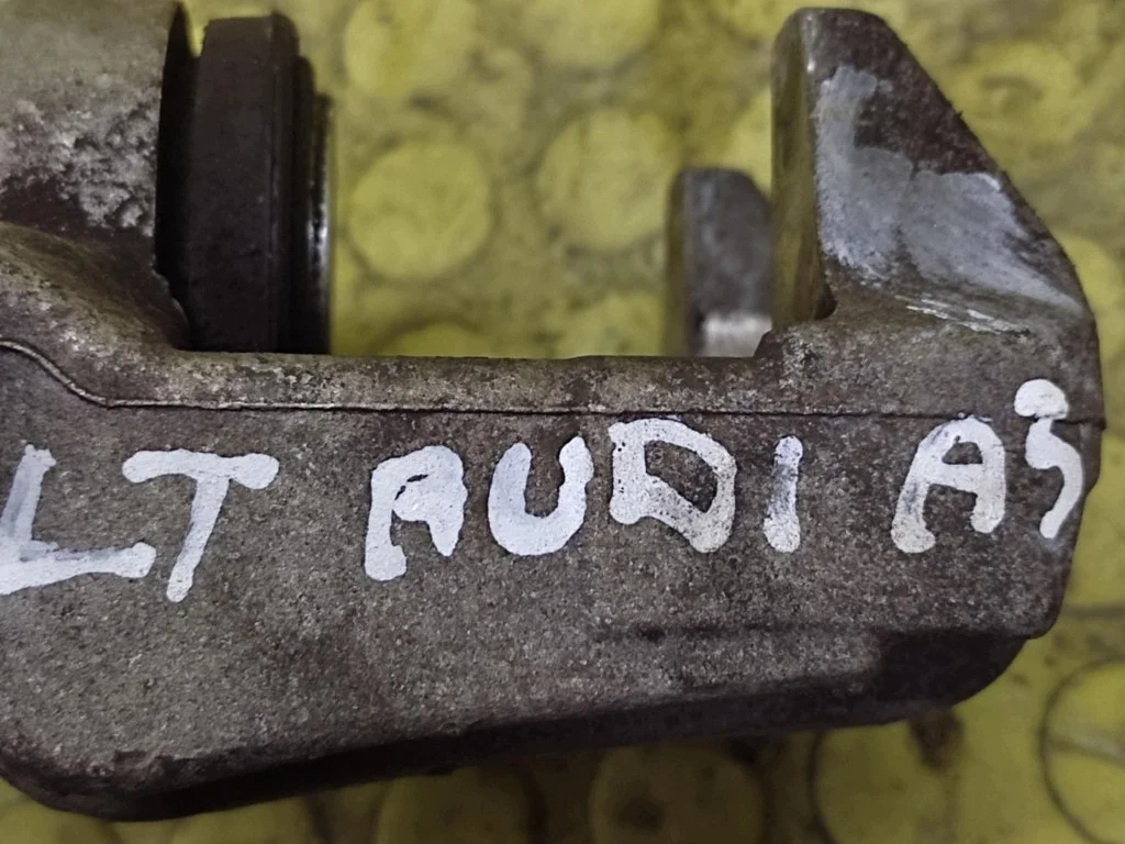 Audi A3 8L Bremssattel Links Hinten F-164783 image 7