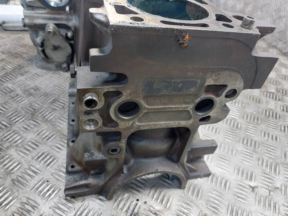 Bloque Motor IVECO DAILY 3.0 F1CFL411 Usado image 4