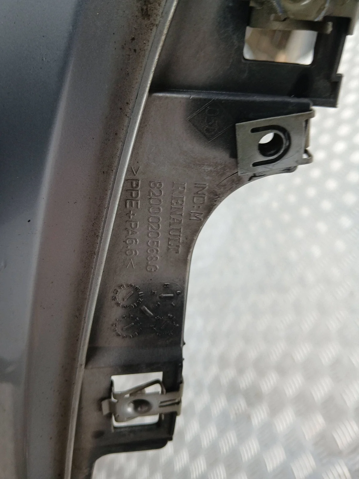 Kotflügel vorne links Renault Scenic II 03- image 9