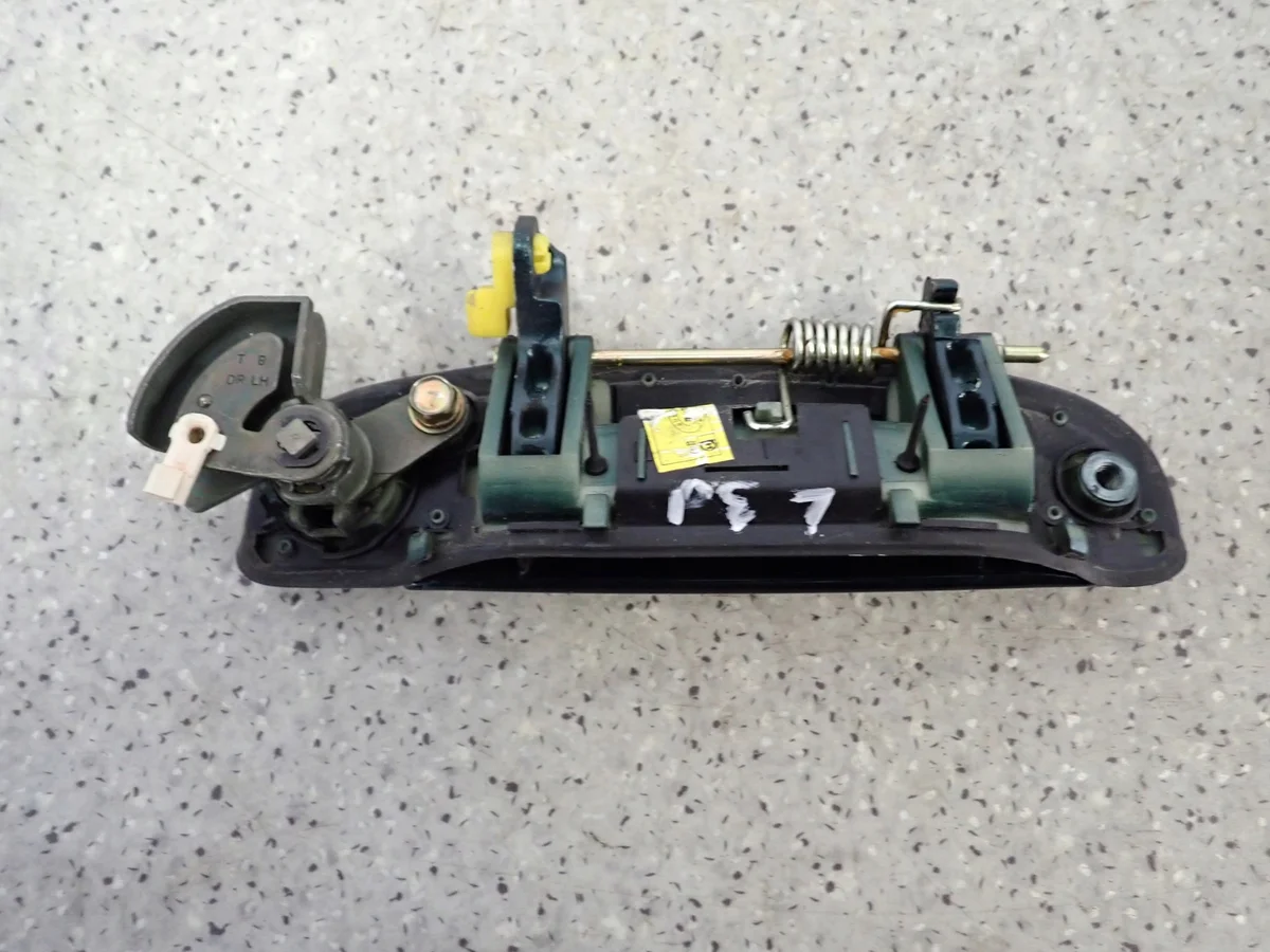 Hyundai Getz Türgriff Vorne Links Gebraucht image 4