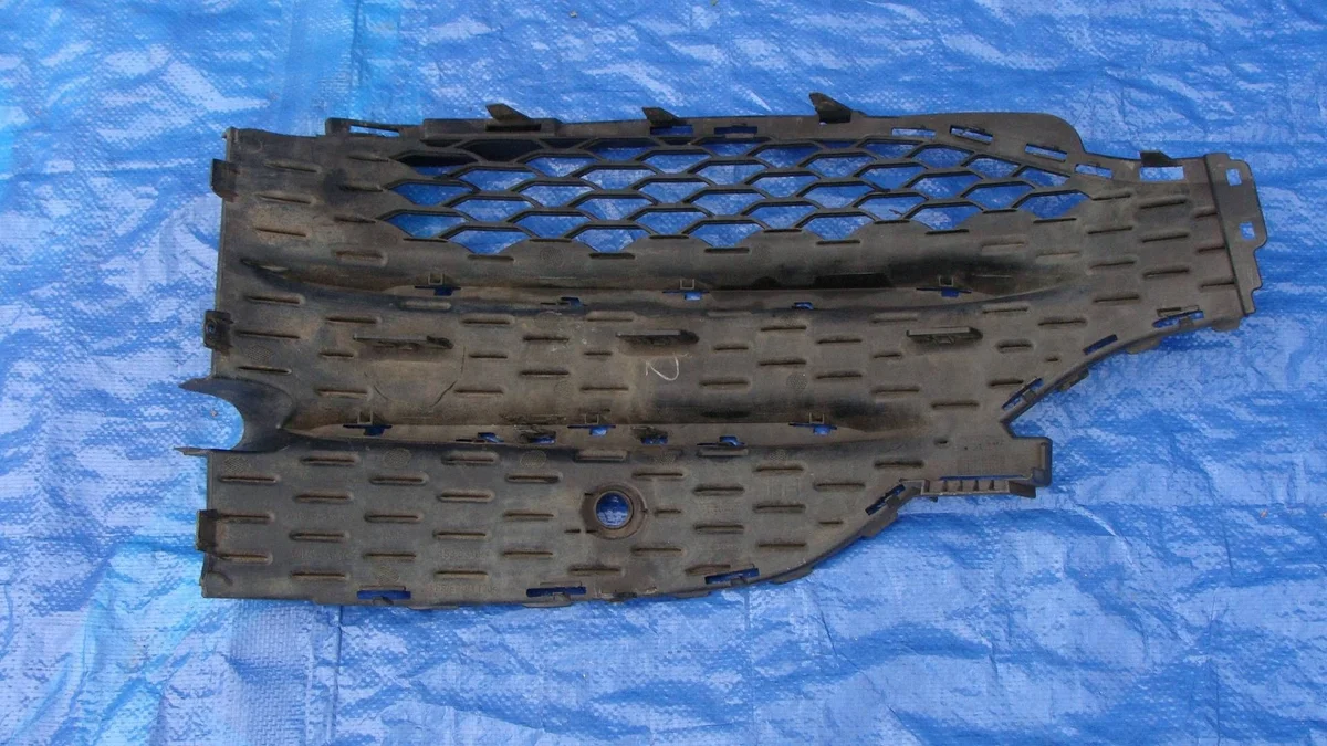 Grelha Para-choques Mercedes GLE W167 Esquerda image 4