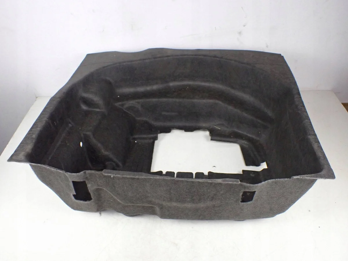 Audi A5 Sportback 8TA 8T8863697B Inserção