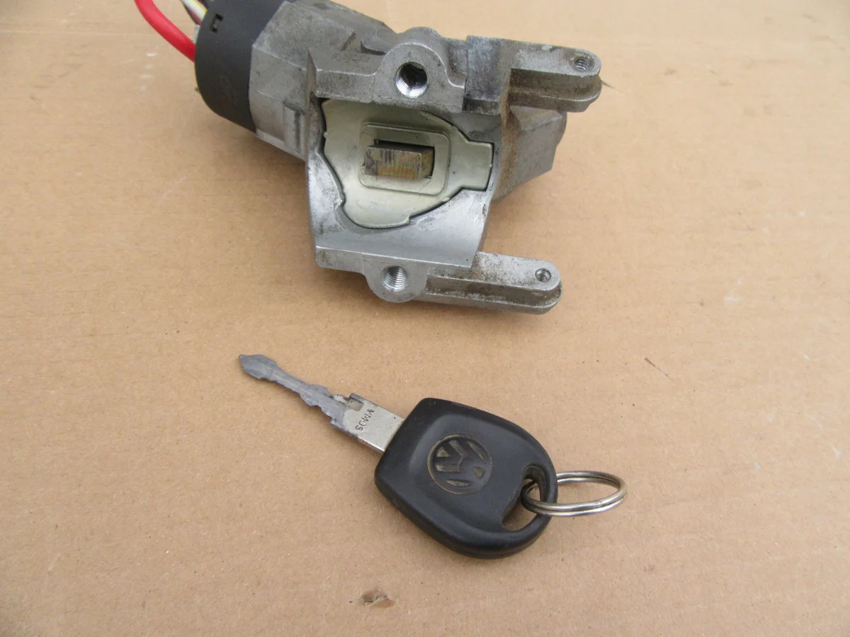 Blocchetto accensione con chiave VW LT Sprinter image 3