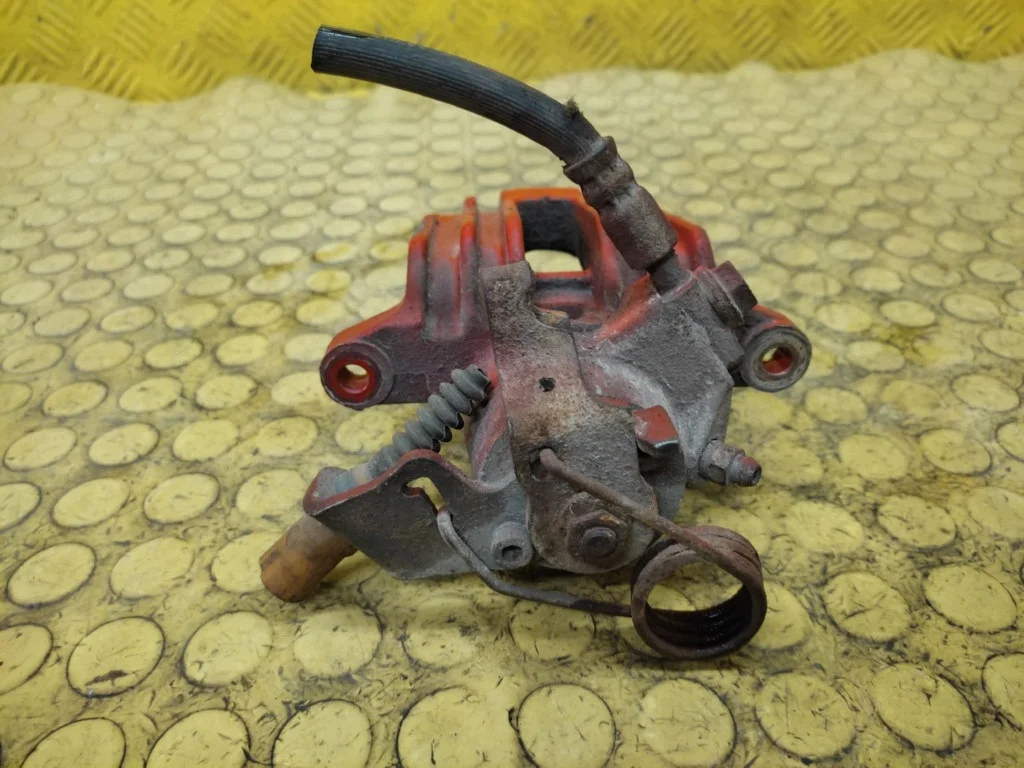 VW Golf IV Bremssattel Links Hinten F-164785-ZACISK image 3