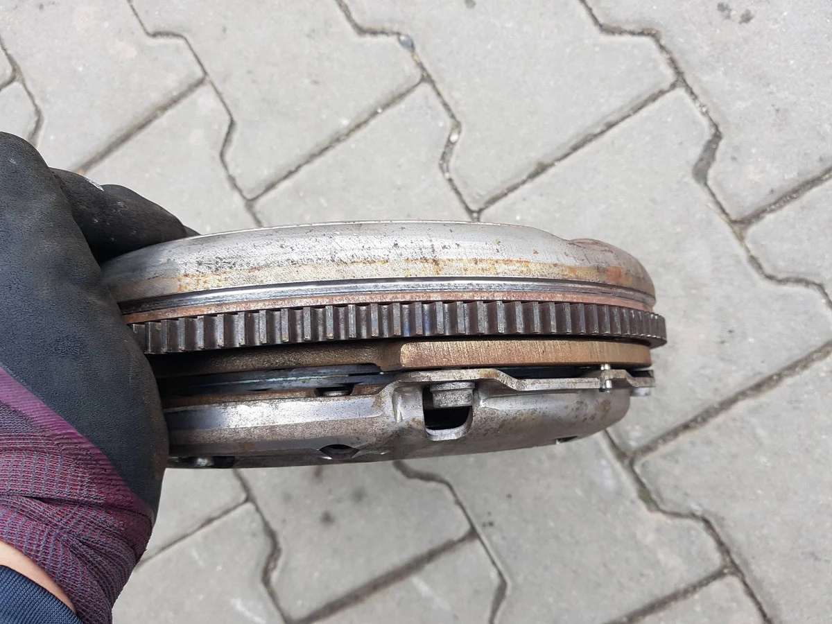 VW Polo 6R 09-14 Volant Moteur D'occasion image 3