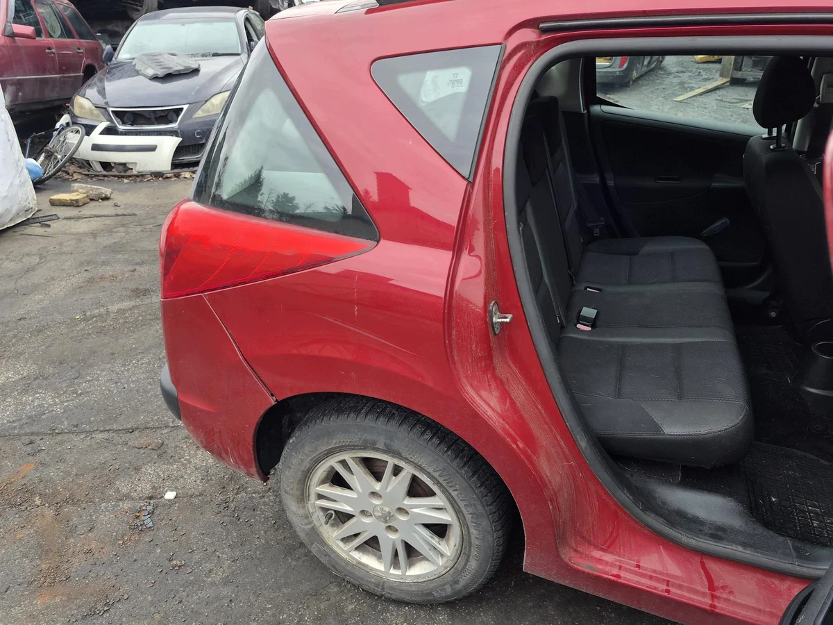 Peugeot 207 Guarda-lamas Traseiro Direito Usado