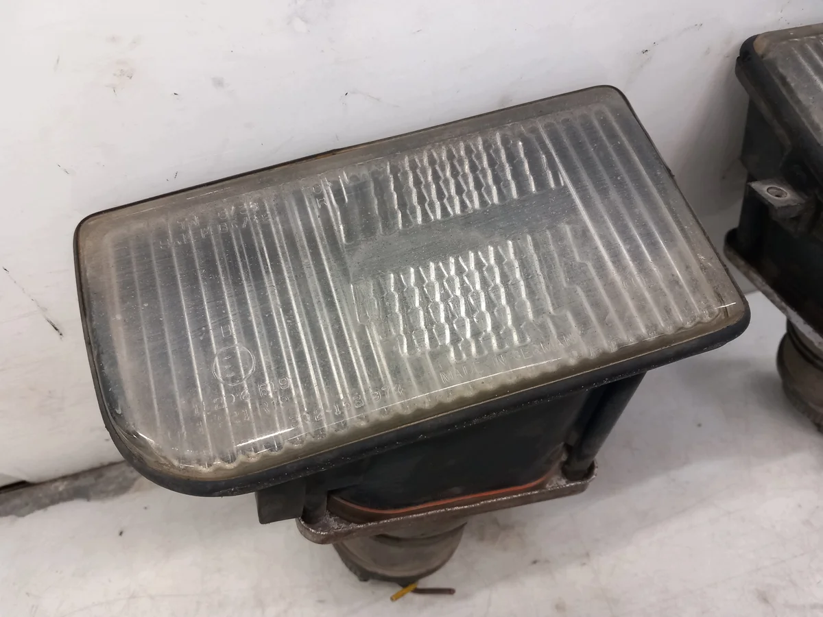 Dimljus vänster + höger BMW E32 Begagnad image 4
