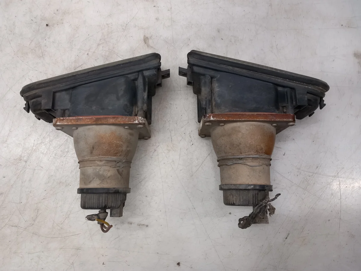 Dimljus vänster + höger BMW E32 Begagnad image 8