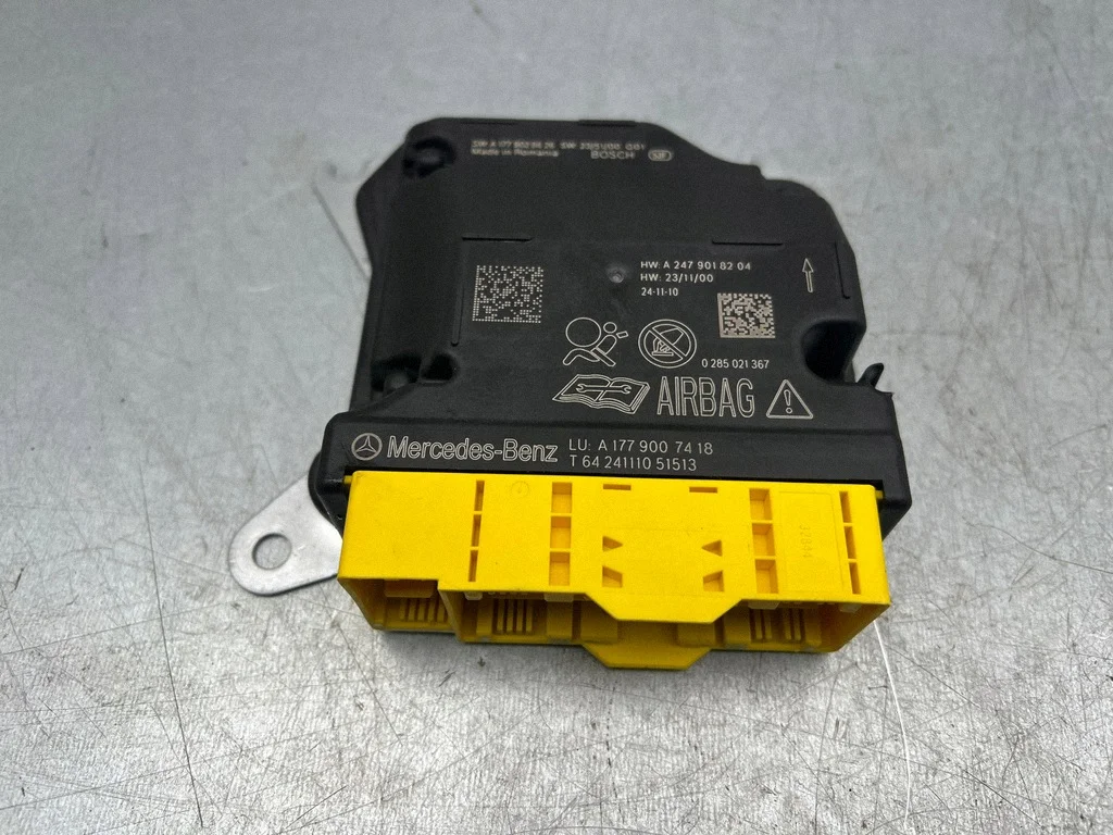 Mercedes Airbag Control Module A1779007418