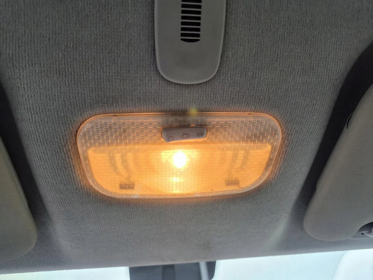 Luz Interior Peugeot 207 AK-12-741280