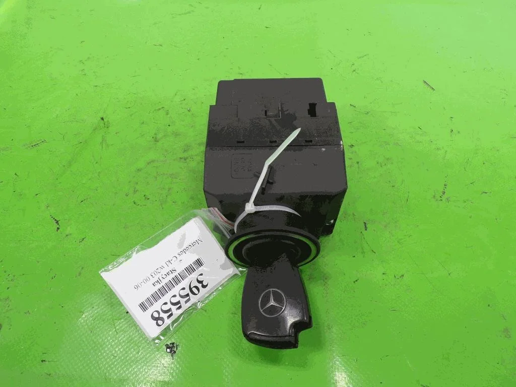 Mercedes C-Klasse W203 Zündschloss F-395558-