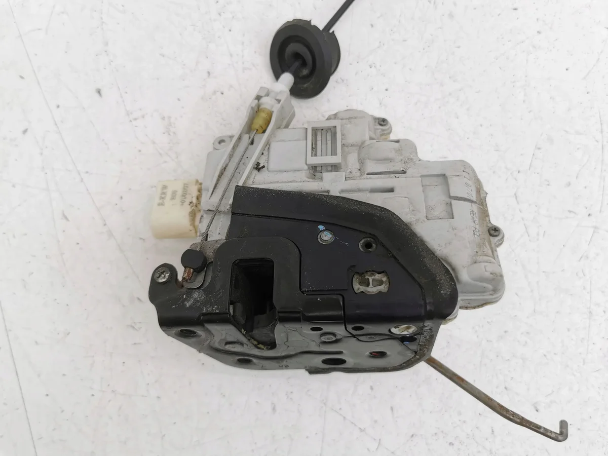 Audi A6 S6 C6 4F Bakdörr Lås Höger image 10