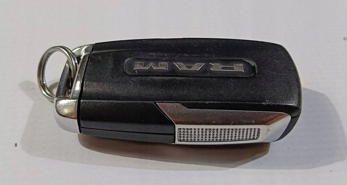 Chiave Dodge RAM 1500 2019- 68291689AD image 5