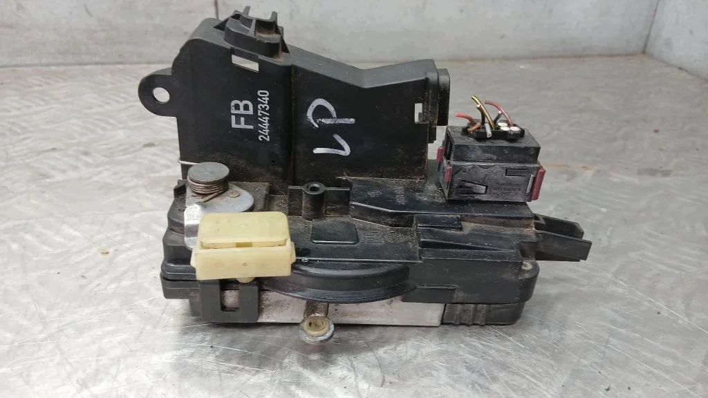 Schloss Vorne Links Opel Vectra C 1.8B 24447340FB