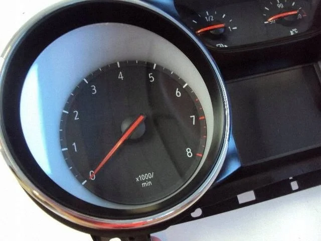 Opel Astra K V 1.4B 125 KM Licznik image 3