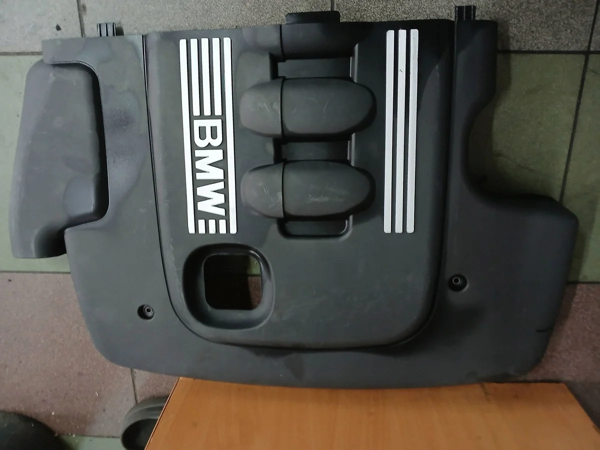 BMW E90 Motorafdekking 7789006