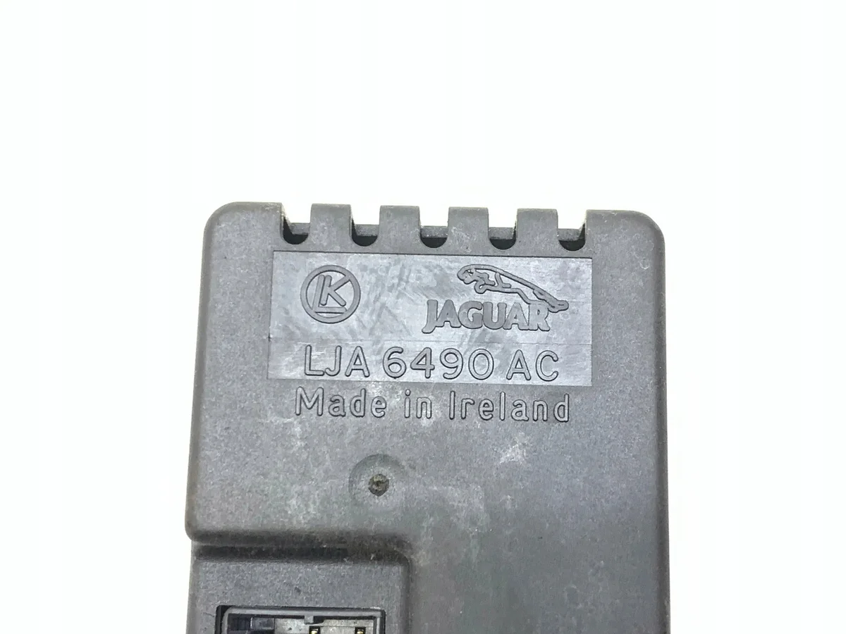 Jaguar XJ X40 1999 Módulo LCM LJA6490AC image 6
