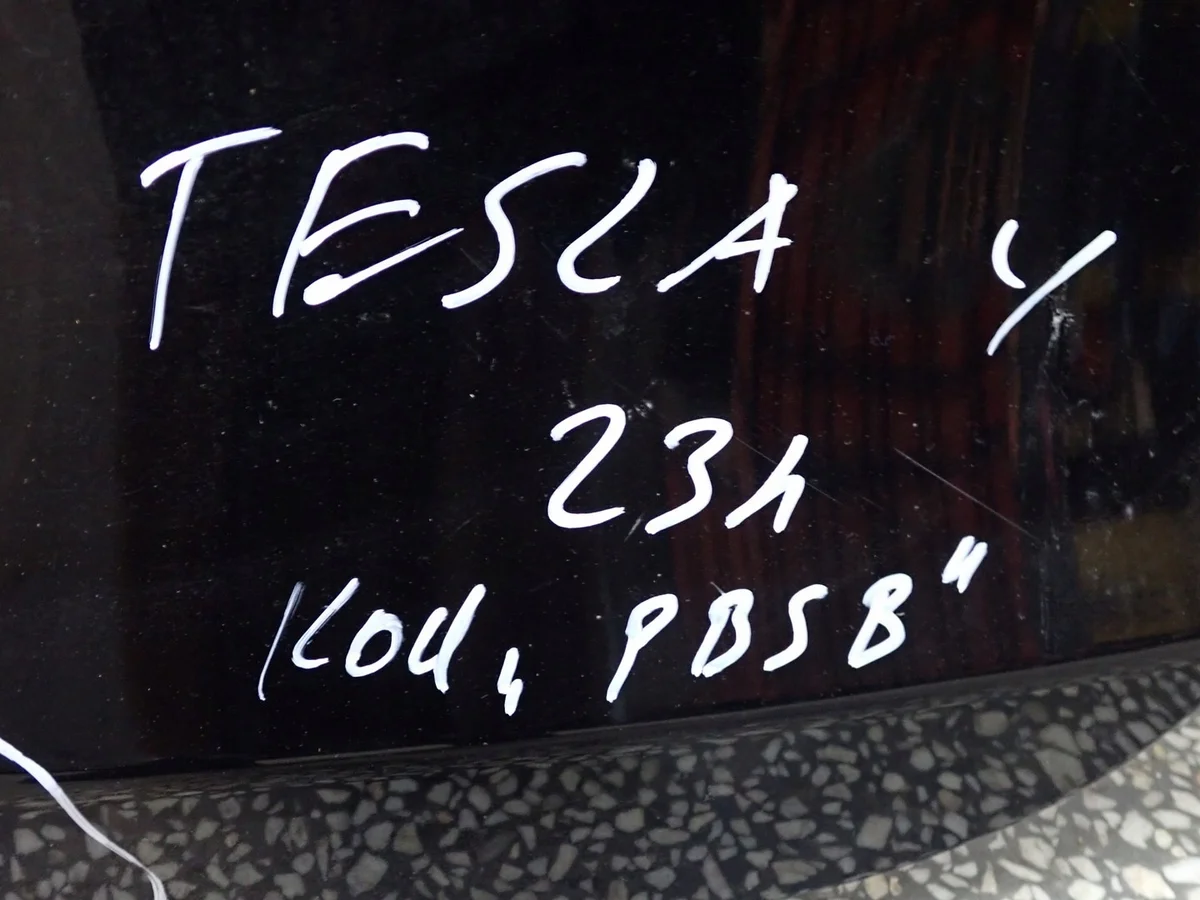 Heckklappe Tesla Y gebraucht image 5