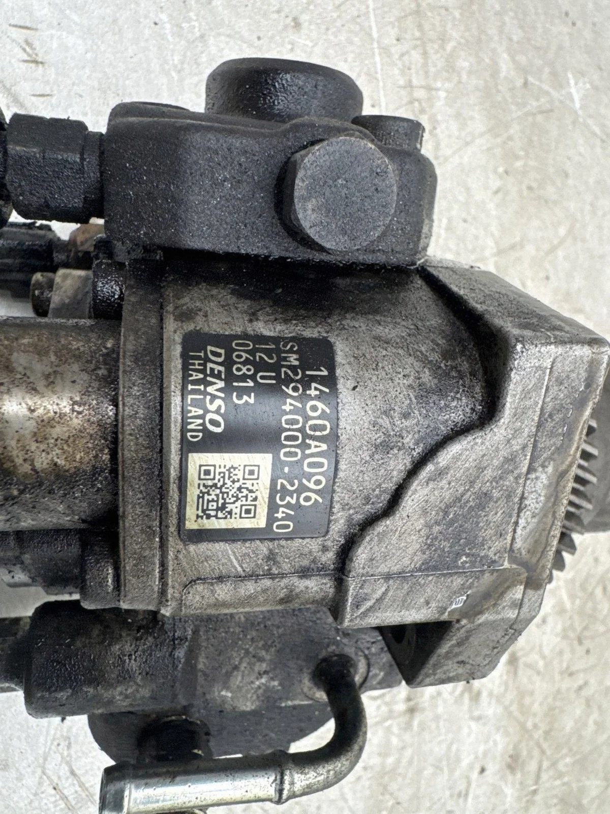 Pompa alta pressione Mitsubishi 1460A096 Usata image 7